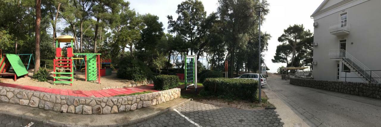 Sesar Apartments Krk - No. 1 Iva Крк Екстер'єр фото