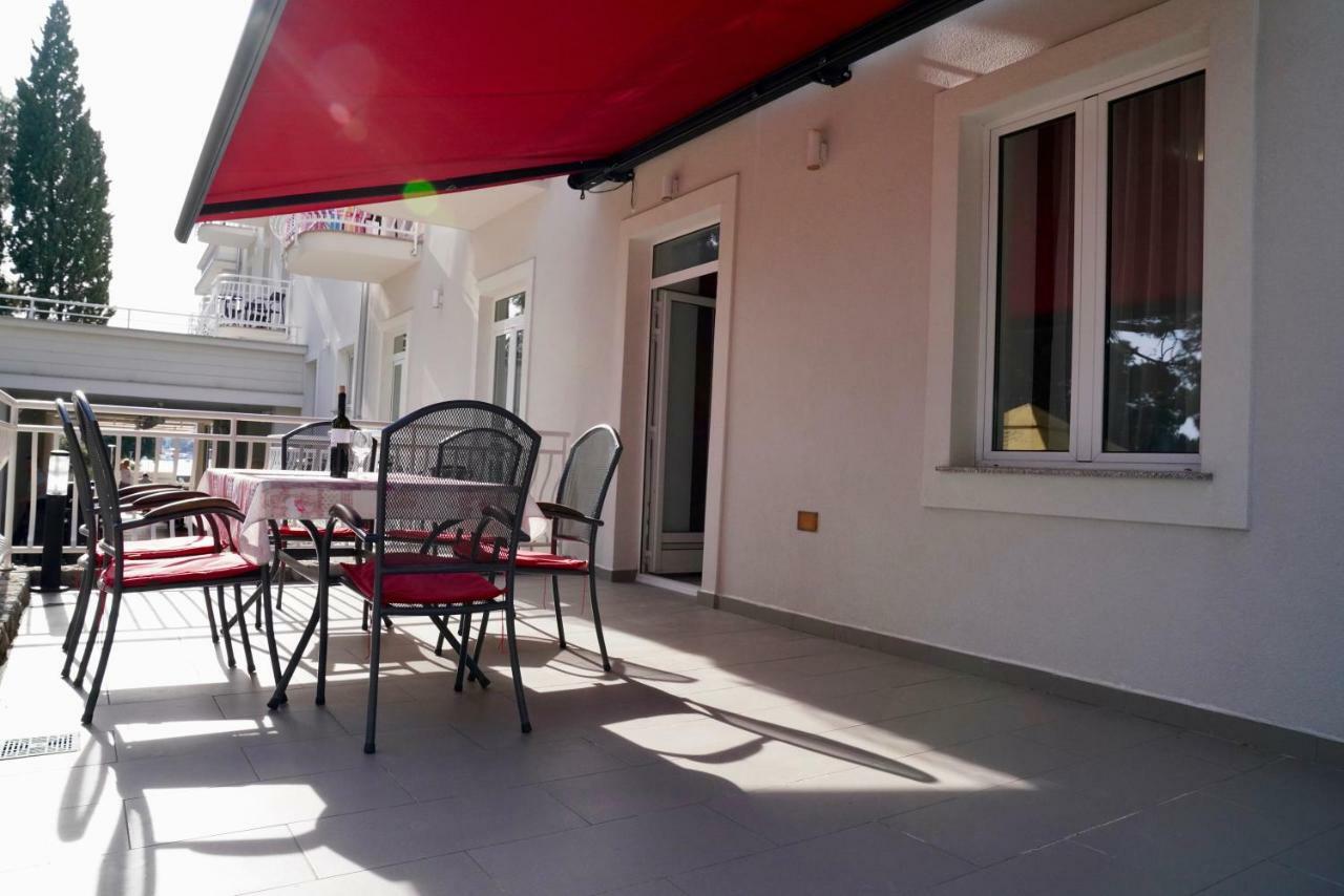 Sesar Apartments Krk - No. 1 Iva Крк Екстер'єр фото